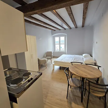 La Vie Seaside Residences דירה שיבניק