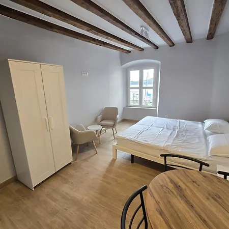 La Vie Seaside Residences Apartment *