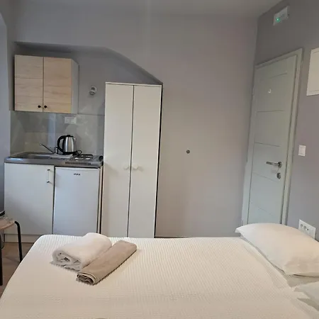 La Vie Seaside Residences Apartment *