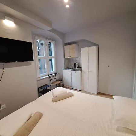 La Vie Seaside Residences