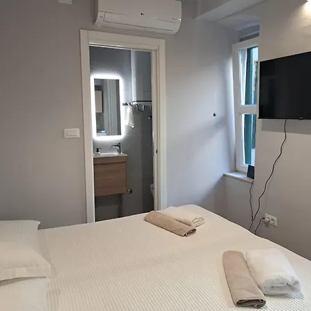 La Vie Seaside Residences *