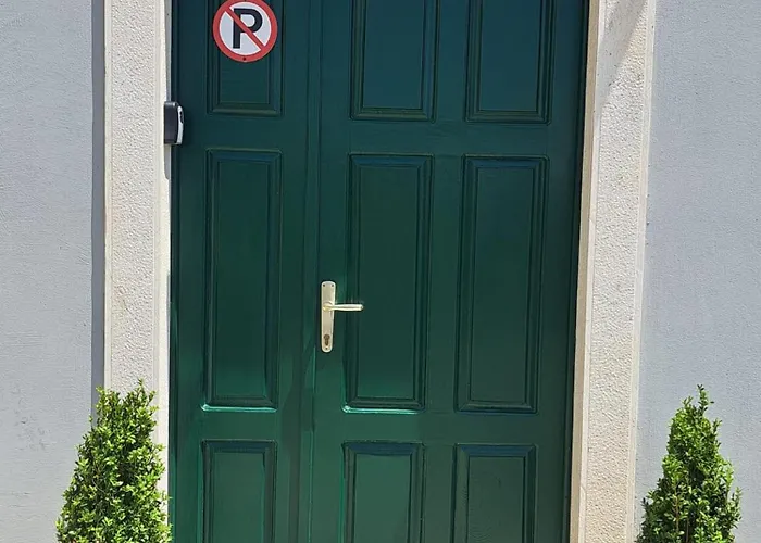 La Vie Seaside Residences